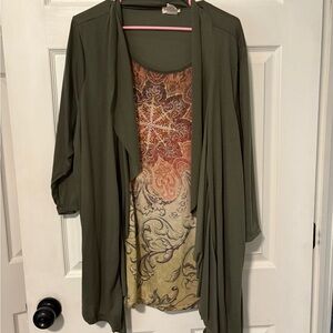 Elegant Olive Green Cardigan with Paisley Inner Layer